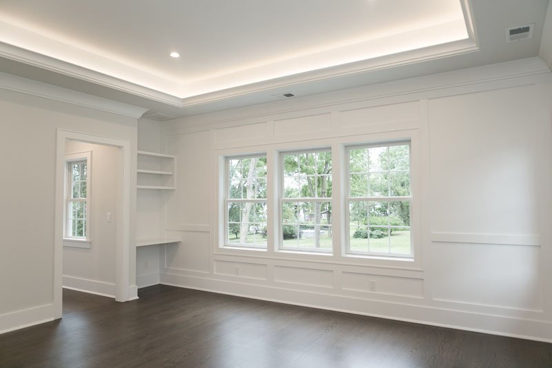 Residential cove ceiling lighting in a living room